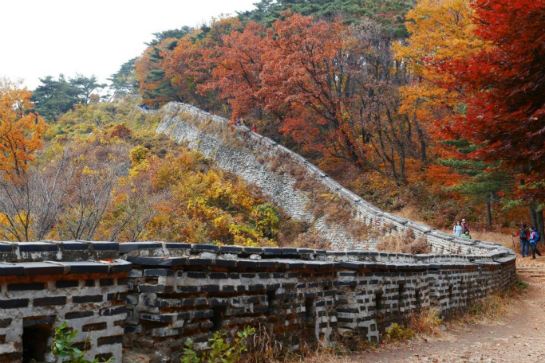 南漢山城道立公園