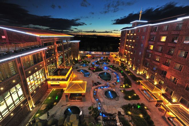 王朝聖地溫泉酒店