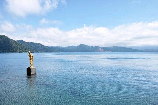 「日本第一深水湖」田澤湖