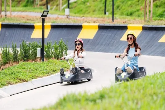 吉隆坡天際線斜坡滑車 (Skyline Luge)