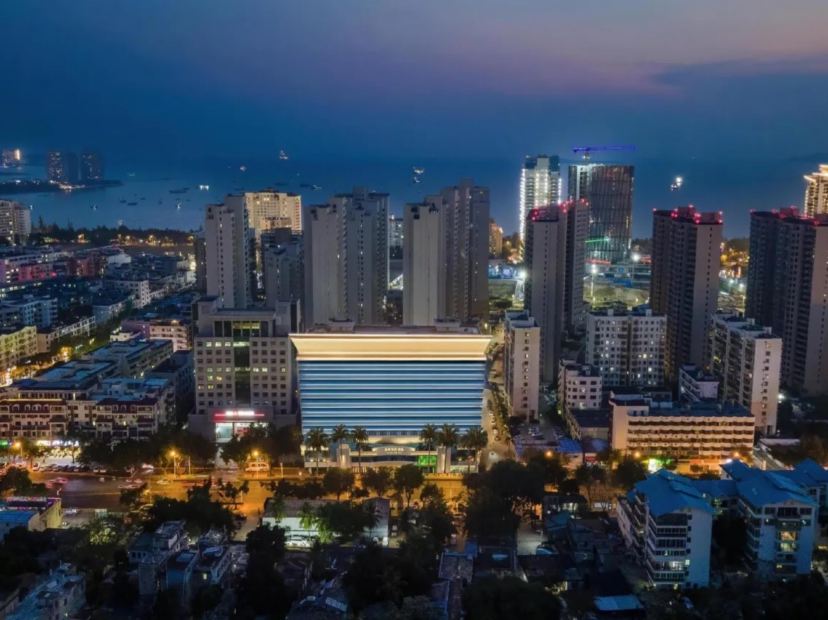 三亞灣伯爵佰悅酒店