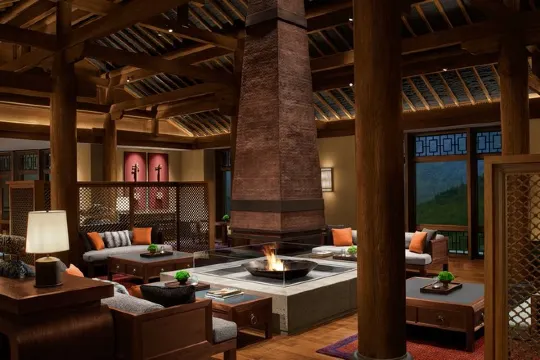 九寨溝日賽谷麗思卡爾頓隱世酒店_大堂