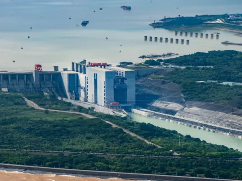 三峽大壩升船機