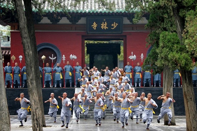 【5鑽】【國泰航空】【皇牌】中原古都 ~河南+西安5天升純團 登封(少林寺賞銀杏🍂)、 洛陽(龍門石窟) 、西安(天下第一山~華山、秦始皇兵馬俑、小雁塔)【保證安排2+1座位旅遊巴及廣東話導遊】 【5鑽】【國泰航空】【皇牌】中原古都 ~河南+西安5天升純團 登封(少林寺賞銀杏🍂)、 洛陽(龍門石窟) 、西安(天下第一山~華山、秦始皇兵馬俑、小雁塔)【保證安排2+1座位旅遊巴及廣東話導遊】