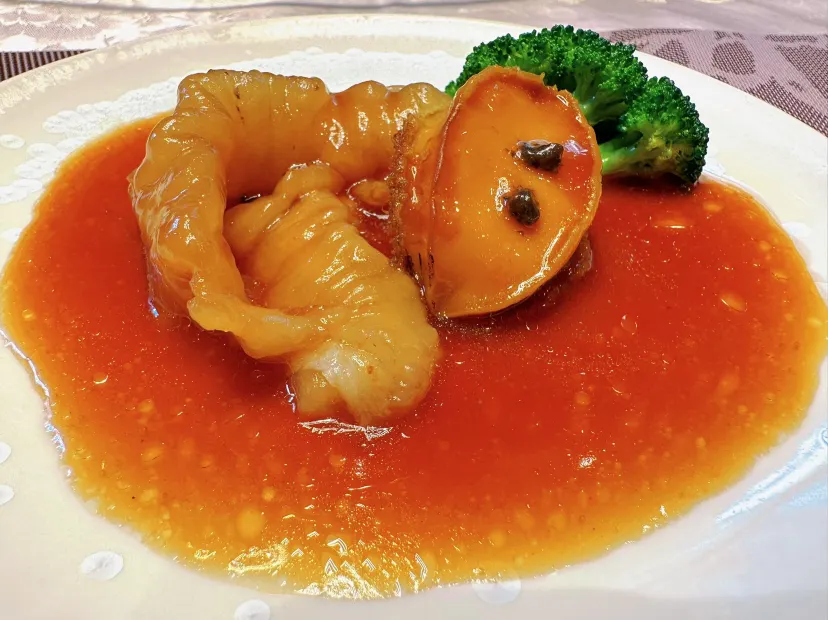 黑松露花膠燴鮑魚宴