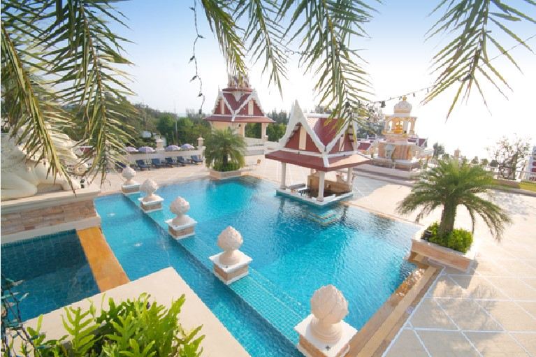 Grand Pacific Sovereign Resort & Spa (1)