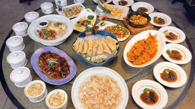 鮑‧參‧翅‧肚．四重湊