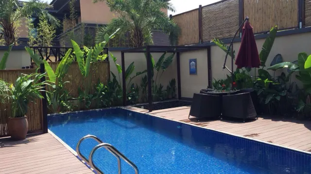 鶴鳴洲櫻花溫泉度假村