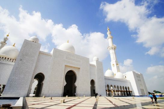 阿布達比大清真寺