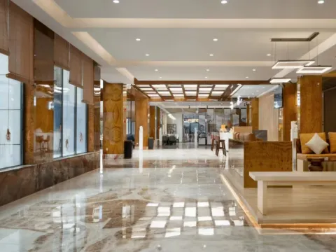 定日珠穆朗瑪國際酒店