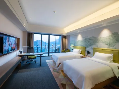 清遠清新希爾頓歡朋酒店