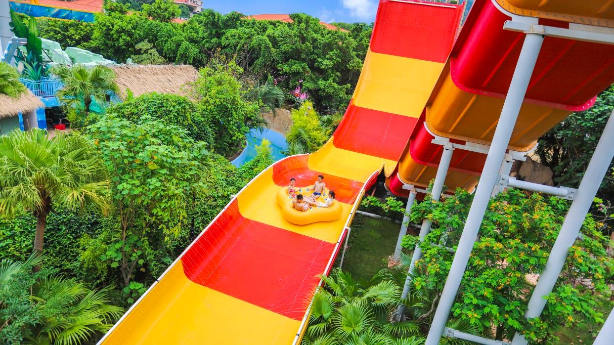 恐龍主題水上樂園