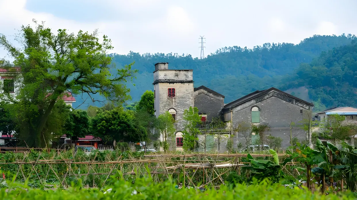 曹邊村