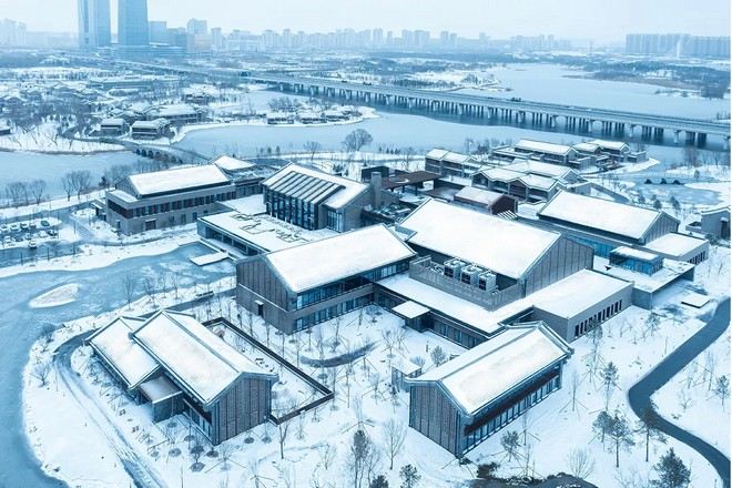 長春北湖鴻居酒店