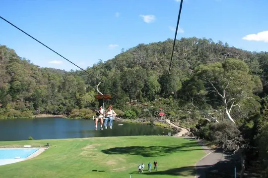 卡德奈特峽谷單軌吊椅