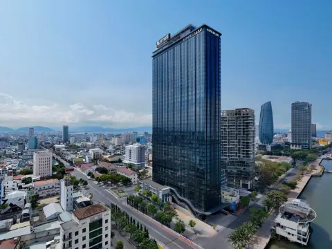 峴港漢江萬怡酒店