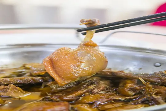 米芝蓮必比登推薦~泉州春生飯店(招牌薑母鴨)