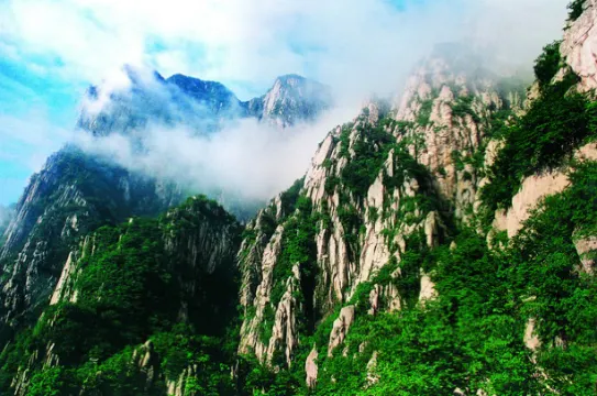 嵩山天地之中景區(少林寺、塔林)
