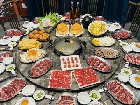 五洞牛肉火鍋宴(任食鮮切嫩肉+任食香口肥牛)