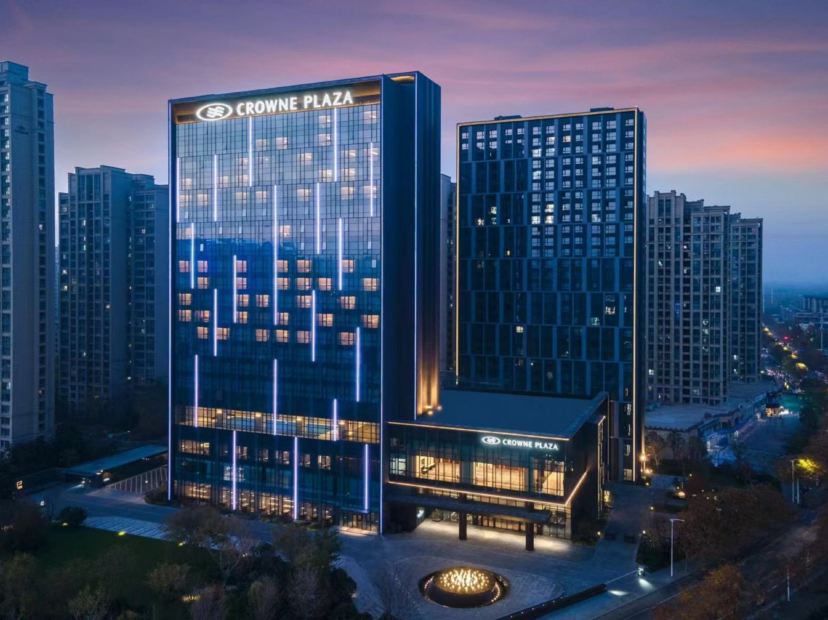 鄭州高新皇冠假日酒店