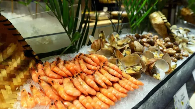 酒店豪華自助晚餐