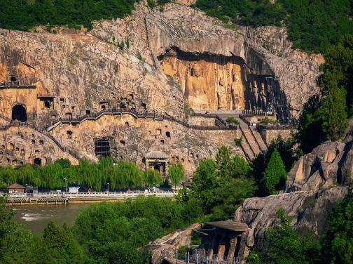 【4鑽】【西九高鐵直達鄭州】中原古都 (河南、西安) 6天高鐵團 登封(天下第一名剎~少林寺)、 洛陽(世界文化遺產~龍門石窟)、三門峽(中國神秘古村落~陝州地坑院)、西安(兵馬俑博物館) 【4鑽】【西九高鐵直達鄭州】中原古都 (河南、西安) 6天高鐵團 登封(天下第一名剎~少林寺)、 洛陽(世界文化遺產~龍門石窟)、三門峽(中國神秘古村落~陝州地坑院)、西安(兵馬俑博物館)