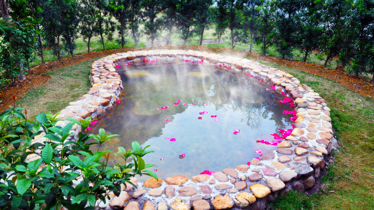 倚巒風呂別墅度假酒店