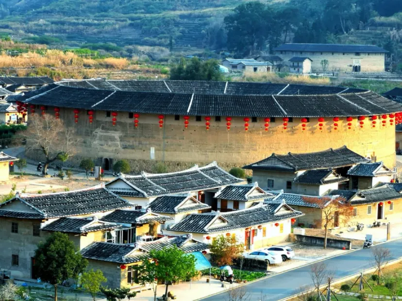 華安大地土樓群