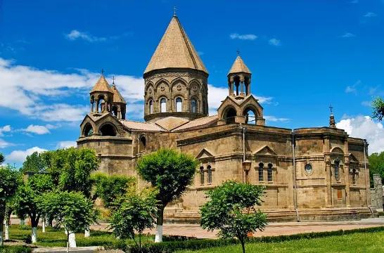 Ejmiadzin_Cathedral