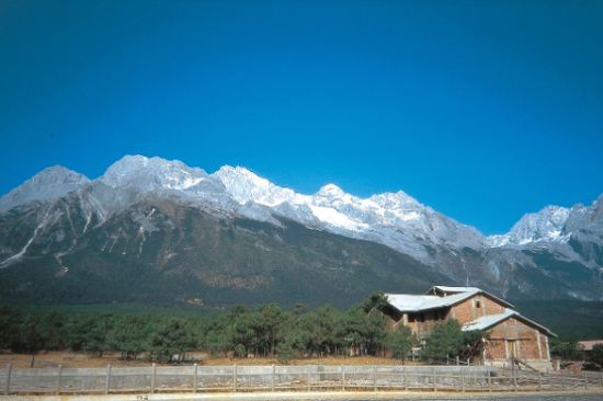 玉龍雪山