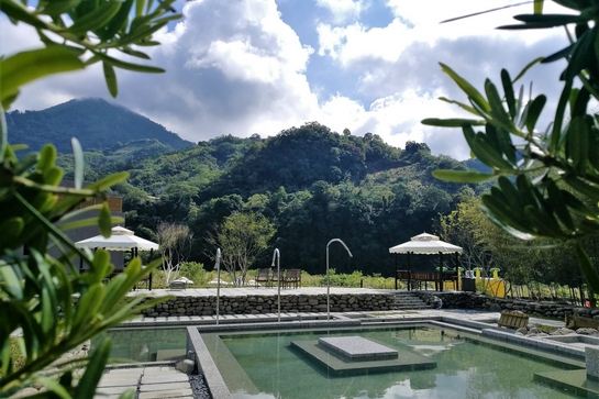 翩翩泰安~山景溫泉