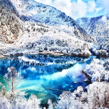 【隆重呈獻頂級奢華九寨6天之旅】【2人成行】《尊享九寨溝Ritz-Carlton麗思卡爾頓隱世酒店+成都Grand Hyatt群光君悅酒店》、九寨溝(重本獨立包車)、牟尼溝(世界落差最大鈣化疊瀑布)