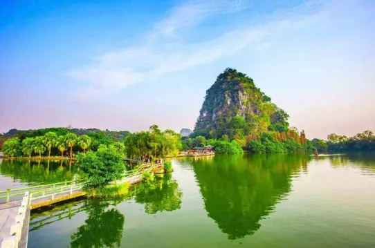 七星岩之仙掌岩