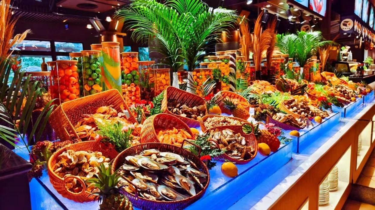 酒店豪華自助晚餐