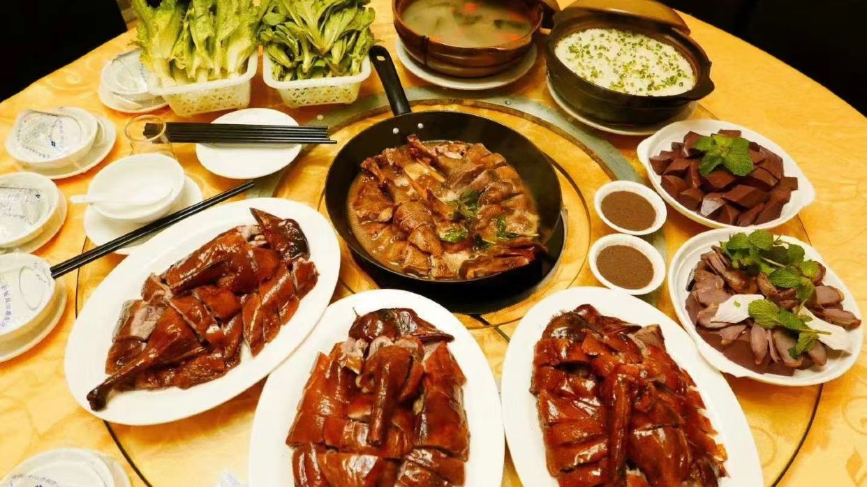 荔枝柴古法燒鵝炆鵝宴