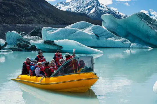 塔斯曼冰河船之旅