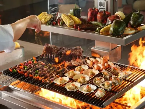 深圳美憬閣酒店酒店海鮮自助晚餐