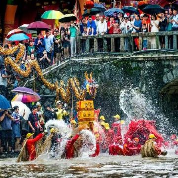 福建(漳州、廈門)特色民俗節慶 4天高鐵團  【一年一度土樓媽祖文化節：觀看”媽祖過海”儀式、水上舞龍表演等】、《世界文化遺產》南靖土樓群、漳州古城