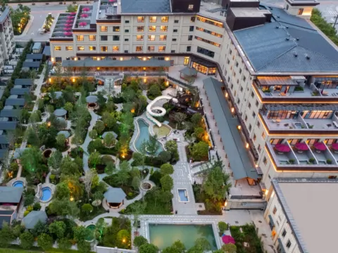 太白山麒麟府溫泉度假酒店