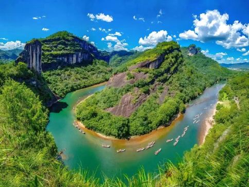 【5鑽】【玩轉福建4大世遺】華安土樓、廈門、武夷山、泉州6天高鐵之旅  華安土樓之王二宜樓、廈門(世遺鼓浪嶼、中山路步行街)、雙世遺武夷山、新晉世遺泉州(《黑神話˙悟空取景地》開元寺雙塔、蠔宅蟳埔村