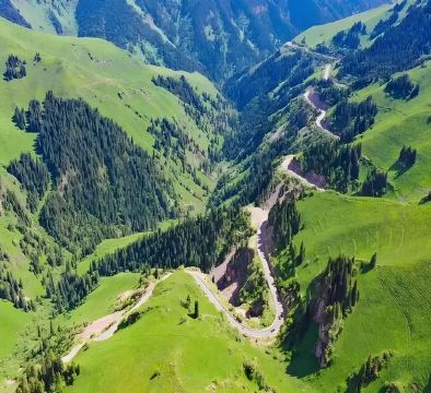 [深度北疆、獨庫公路 12天] 走進人間仙境，美不勝收~東方瑞士風光~喀納斯、探秘圖瓦人村落~禾木、大自然鬼斧神工~魔鬼城、天山天池、那拉提草原、獨山子大峽谷、賽里木湖 自然風光純玩之旅