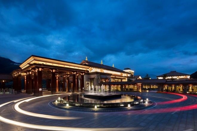 林芝工布莊園希爾頓酒店