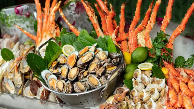 酒店環球海鮮自助晚餐