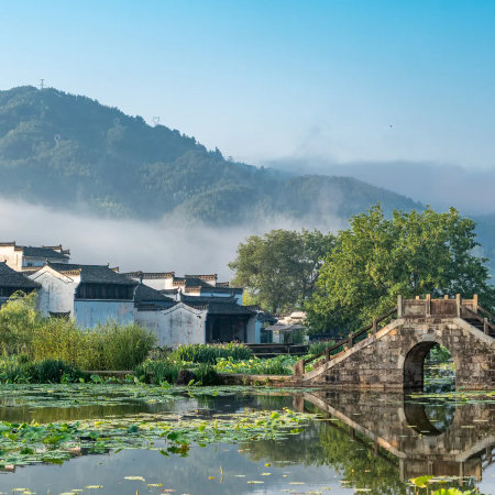 尋夢徽州(黃山、黟縣、徽州) 5天深度純玩高鐵團  《世界自然及文化雙遺產》黃山、西遞古村、呈坎八卦村、棠樾牌坊群、鮑家花園、新安江山水畫廊