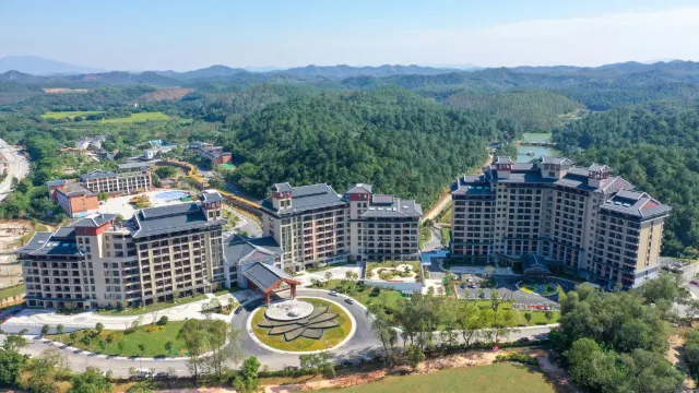 翔順金水台溫泉小鎮