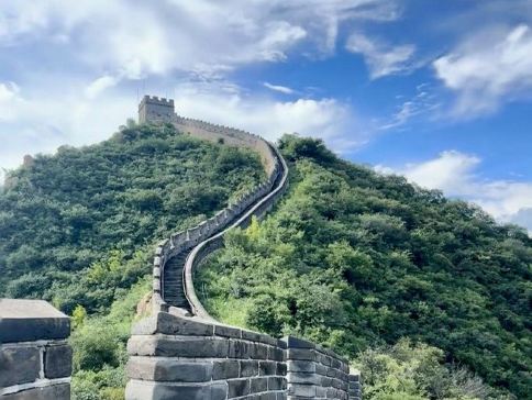 【3鑽】北京3大世遺~故宮、居庸關長城、天壇公園5天團
天安門廣場、恭王府、什剎海荷花市場(安排品嚐~老北京蜂蜜酸奶1瓶)、煙袋斜街、前門大街