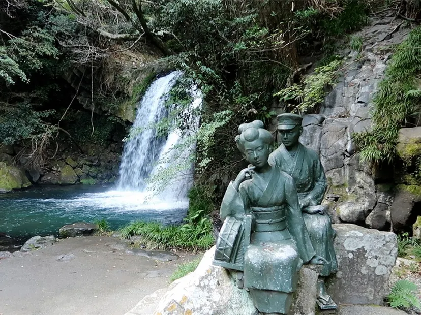 淨蓮瀑布