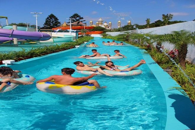 漂浮河流(慢速漂漂河)_六福水樂園提供