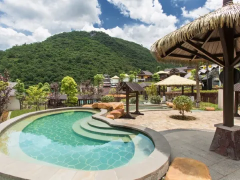 韶關乳源藍山源嶺南東方溫泉酒店(溫泉)