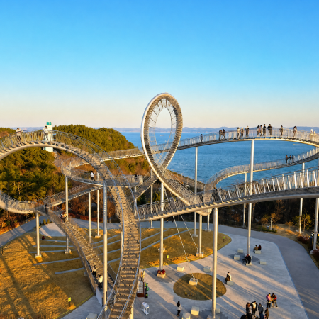 浦項+釜山6天周遊之旅  環湖公園Space Walk、「虎尾岬」迎日廣場、Blueline Park海岸列車、樂天世界Magic Forest、斜坡滑車Skyline Luge 、甘川洞文化村